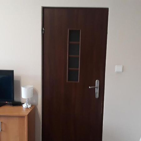 Apartamenty I Pokoje Przy Parku เยเลเนียกูรา ภายนอก รูปภาพ