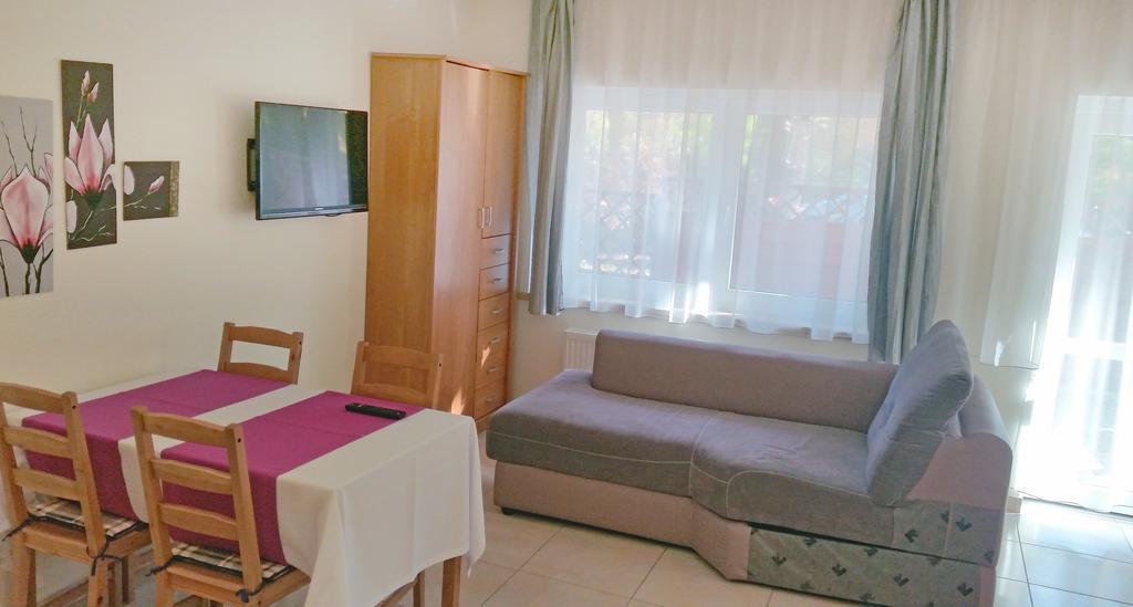 Apartamenty I Pokoje Przy Parku เยเลเนียกูรา ห้อง รูปภาพ